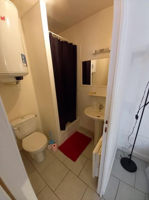 Appartement Studio Cœur De Proche Gare Parking Tram Nantes